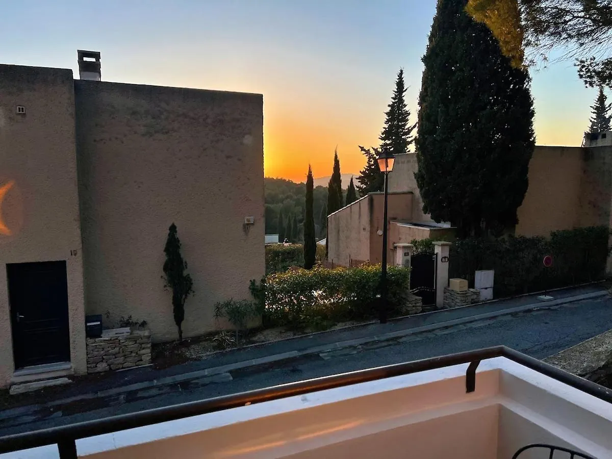 Baux'M Chic - Alpilles, Grand Studio Cosy, Clim, 4 Personnes